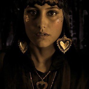 Rosita Bonita Sacred Heart Necklaces (x2) + Earrings - Leather